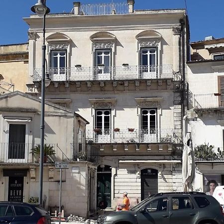 Il Terrazzino Sui Tetti Hotell Modica Exteriör bild